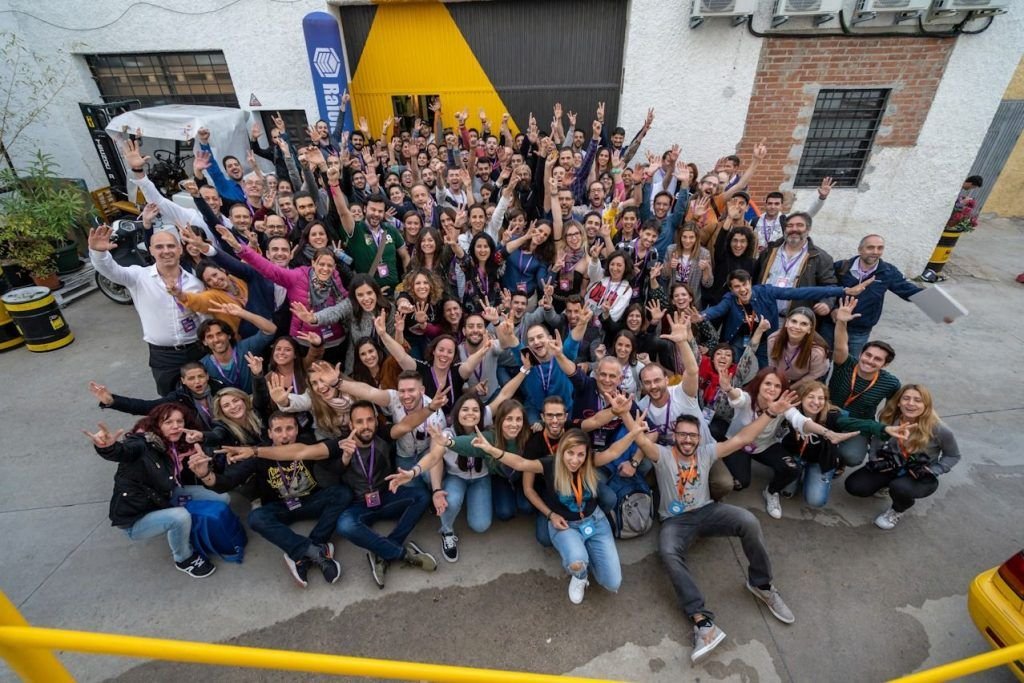 escuela nomada digital comunidad